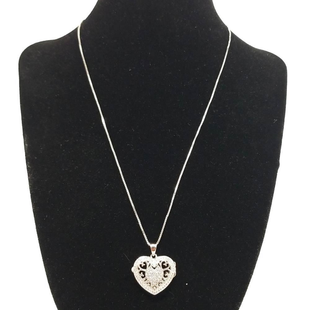 Kohl's 925 Silver Heart Pendant Womens Necklace New Size 18 Inches